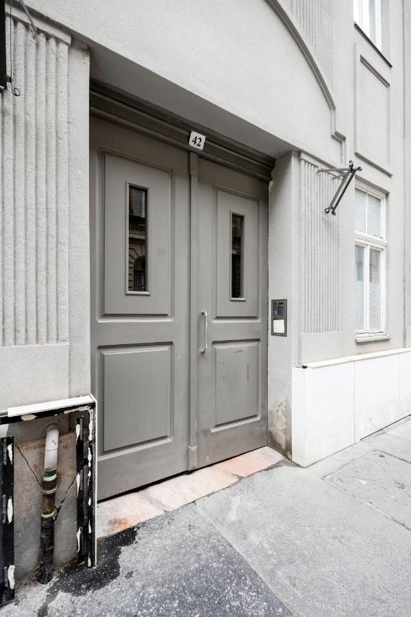 בודפשט Stylish Downtown Studio מראה חיצוני תמונה